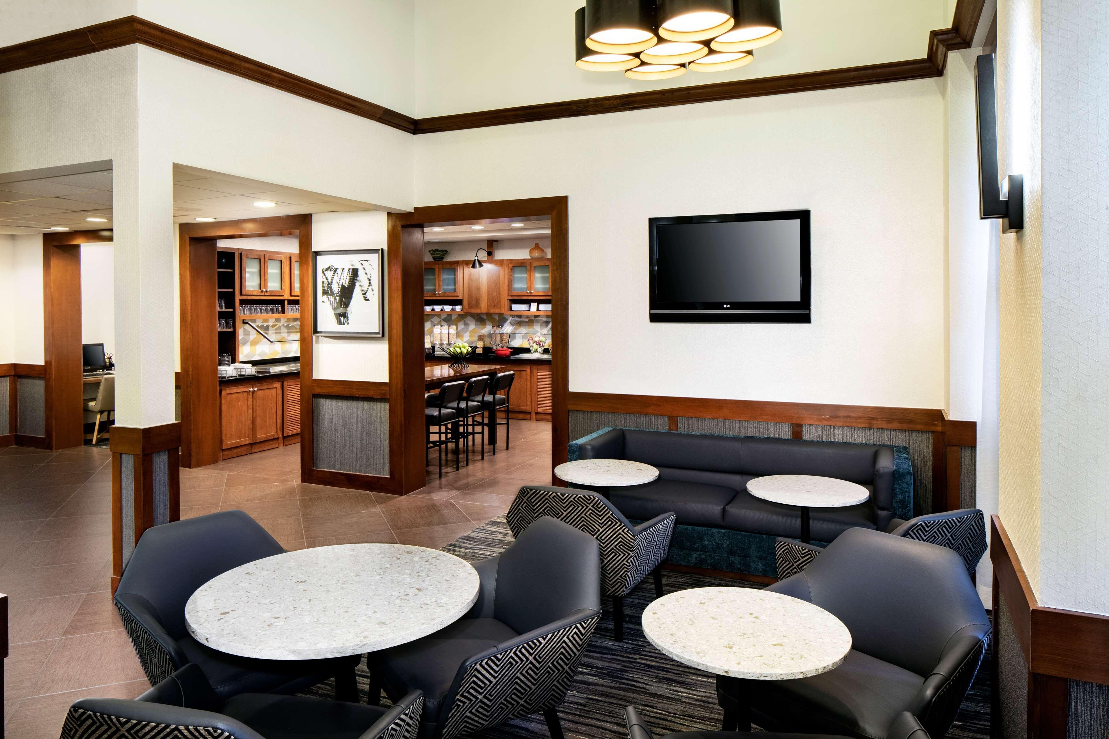 Hyatt Place Greenville/Haywood Екстериор снимка