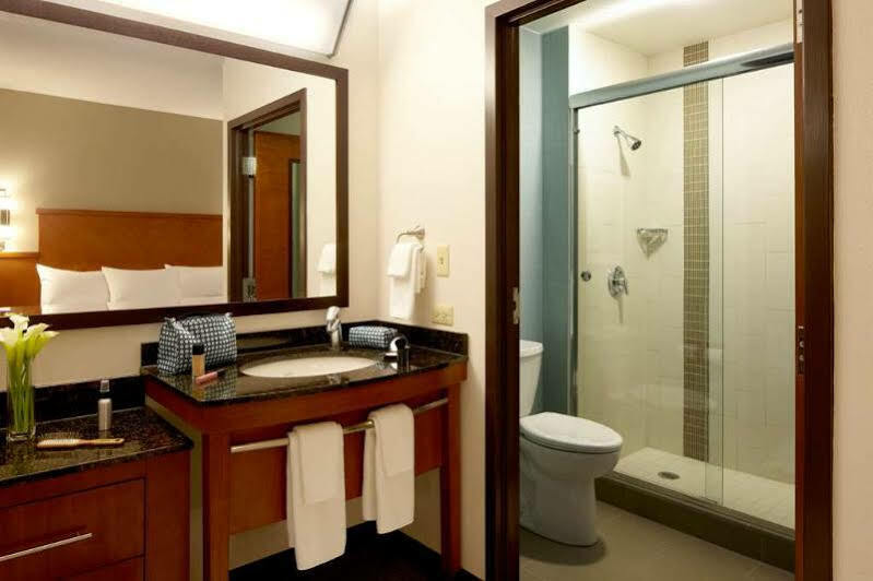 Hyatt Place Greenville/Haywood Екстериор снимка